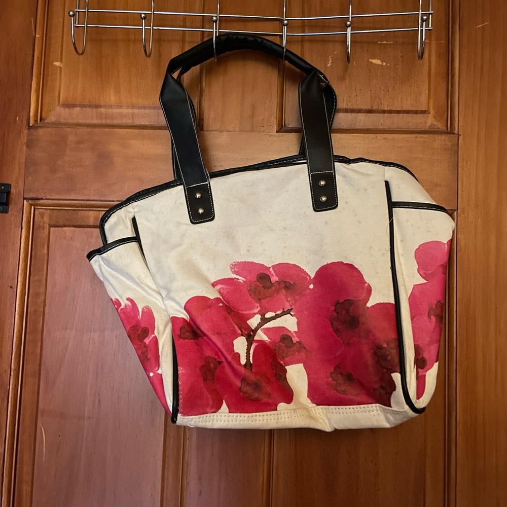 White leather purse with flowers